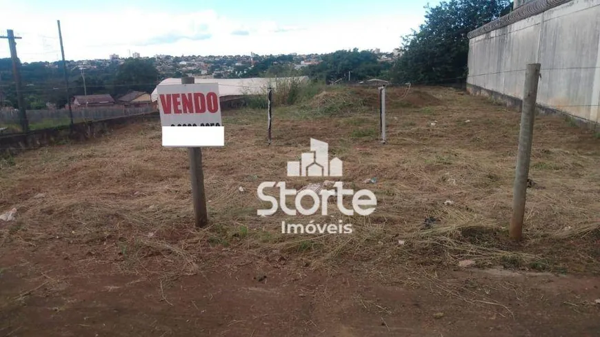 Foto 1 de Lote/Terreno à venda, 360m² em Jaraguá, Uberlândia