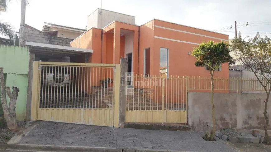 Foto 1 de Casa com 2 Quartos à venda, 67m² em Aguassaí, Cotia