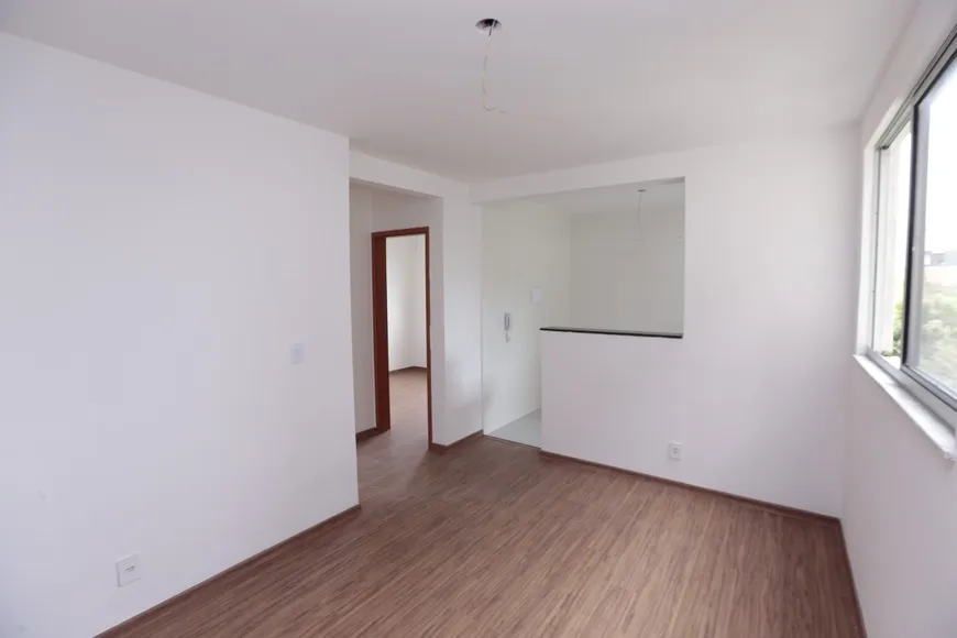 Foto 1 de Apartamento com 2 Quartos para alugar, 45m² em Centro, Contagem