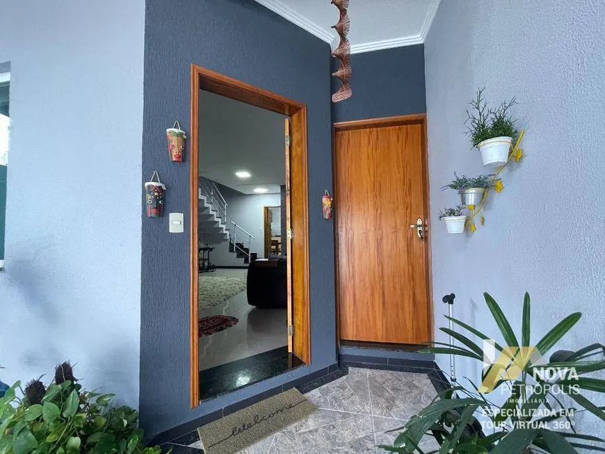 Foto 1 de Sobrado com 3 Quartos à venda, 210m² em Vila Jordanopolis, São Bernardo do Campo