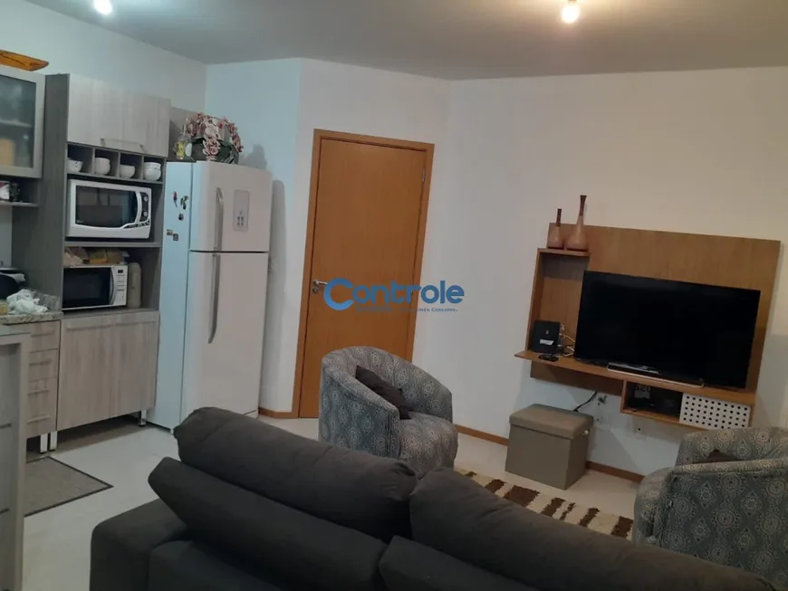 Foto 1 de Apartamento com 3 Quartos à venda, 72m² em Areias, São José