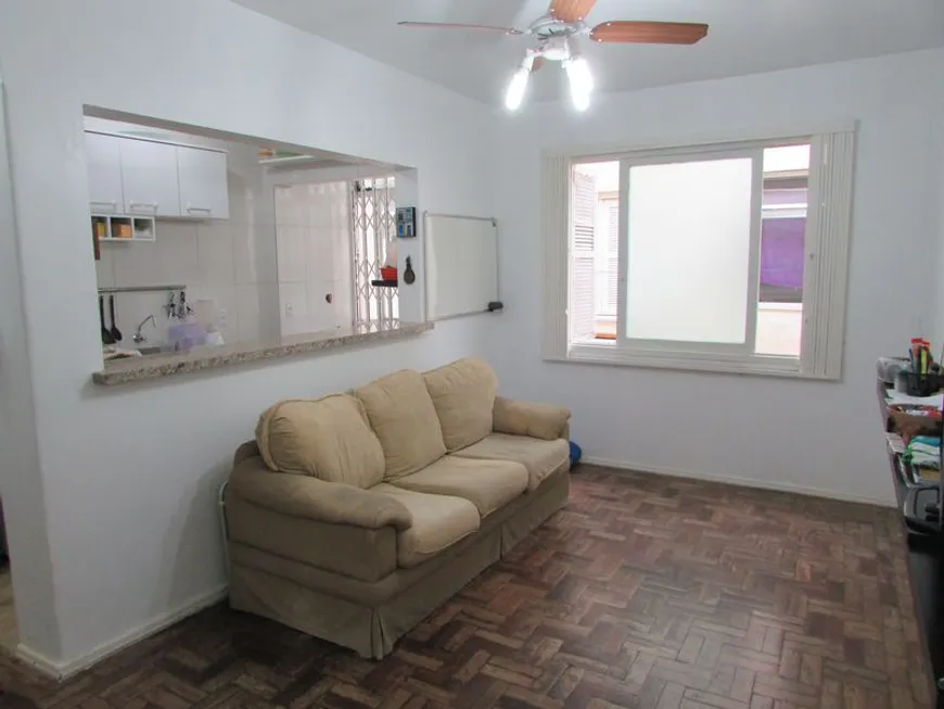 Foto 1 de Apartamento com 1 Quarto à venda, 41m² em Menino Deus, Porto Alegre