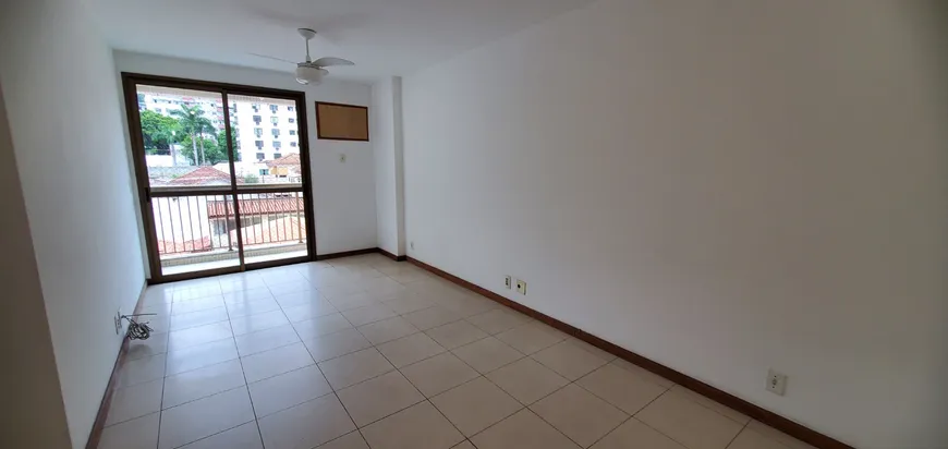Foto 1 de Apartamento com 2 Quartos à venda, 70m² em Santa Rosa, Niterói