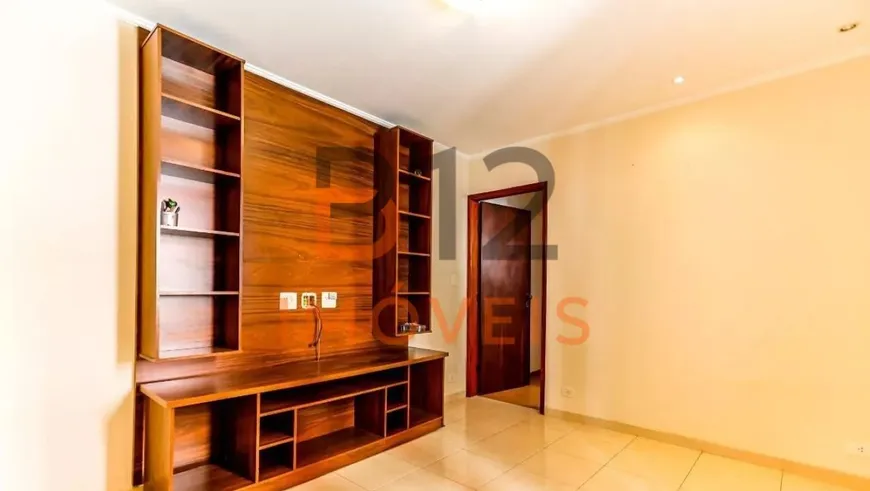 Foto 1 de Sobrado com 3 Quartos à venda, 310m² em Vila Mazzei, São Paulo