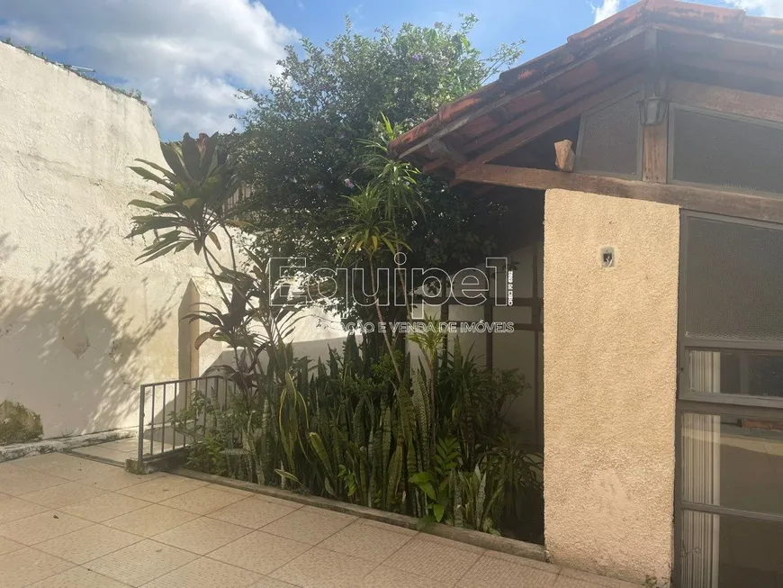 Foto 1 de Casa com 4 Quartos para venda ou aluguel, 203m² em Nova Granada, Belo Horizonte
