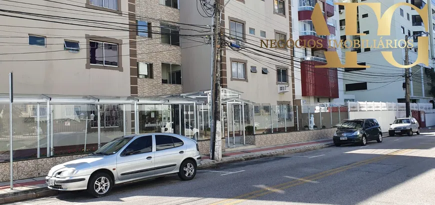 Foto 1 de Apartamento com 3 Quartos à venda, 72m² em Kobrasol, São José
