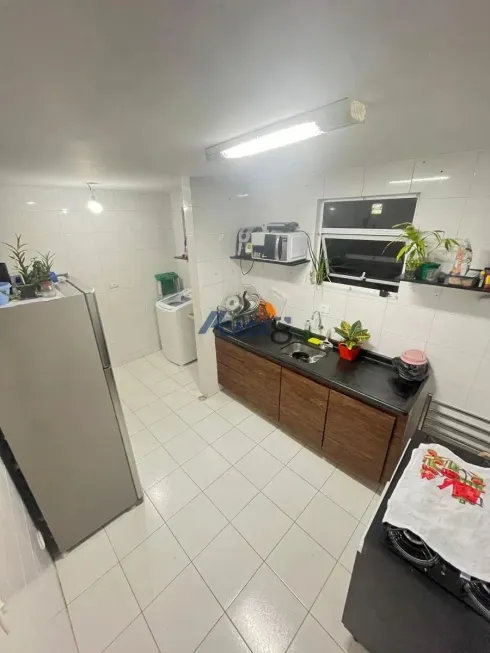 Foto 1 de Apartamento com 3 Quartos à venda, 57m² em Santa Cândida, Curitiba