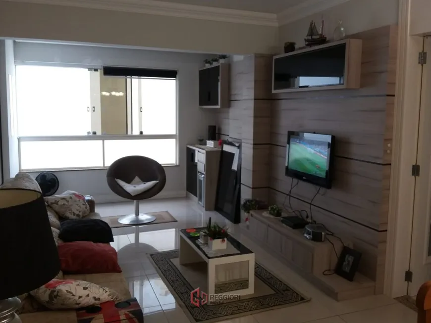 Foto 1 de Apartamento com 3 Quartos à venda, 117m² em Centro, Balneário Camboriú