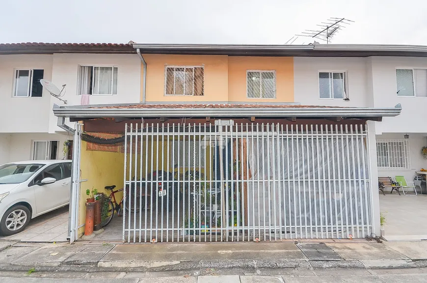 Foto 1 de Casa de Condomínio com 3 Quartos à venda, 77m² em Novo Mundo, Curitiba