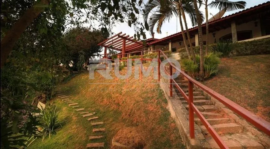 Foto 1 de Fazenda/Sítio com 4 Quartos à venda, 246m² em Vale Verde, Valinhos