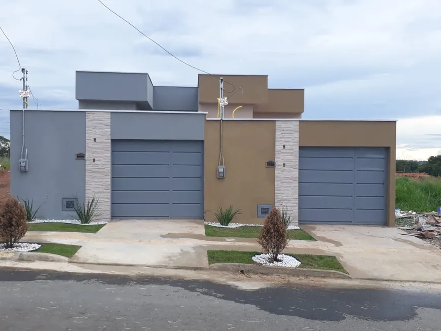 Foto 1 de Casa com 3 Quartos à venda, 120m² em Residencial Hebrom , Senador Canedo