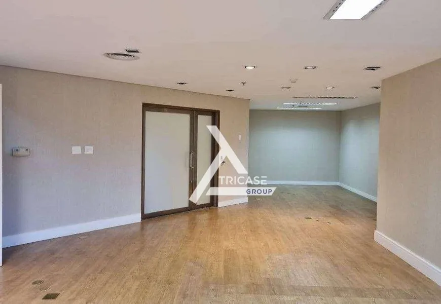 Foto 1 de Sala Comercial para alugar, 214m² em Vila Olímpia, São Paulo