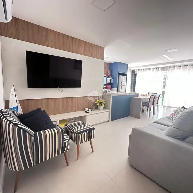 Foto 1 de Apartamento com 2 Quartos à venda, 77m² em Mariscal, Bombinhas