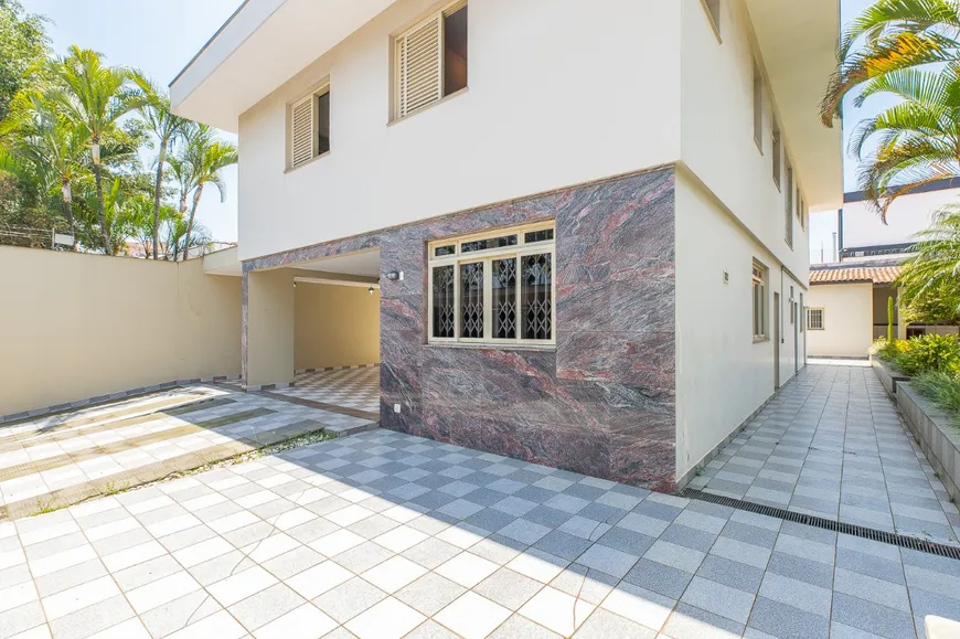 Foto 1 de Casa com 4 Quartos à venda, 332m² em Moema, São Paulo