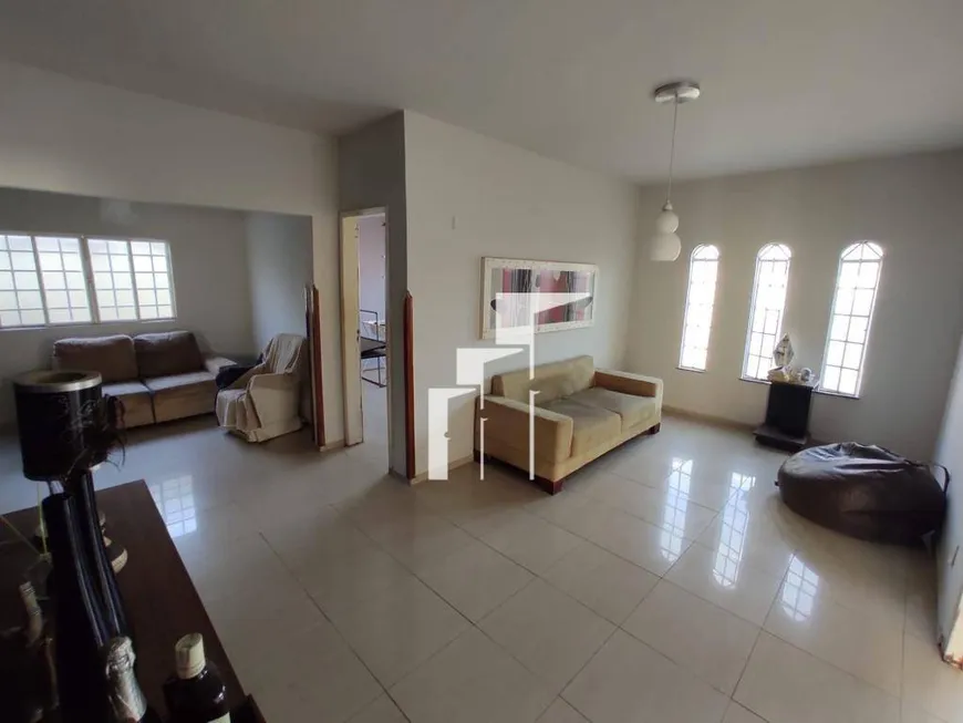 Foto 1 de Casa com 3 Quartos à venda, 312m² em Acarape, Teresina