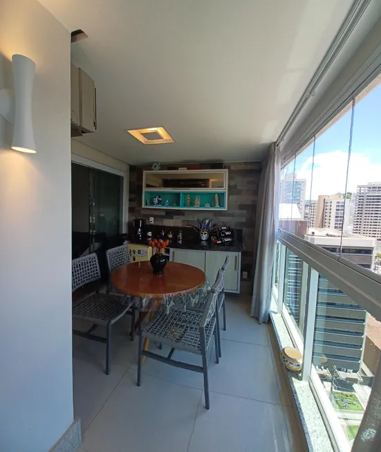 Foto 1 de Apartamento com 3 Quartos à venda, 85m² em Enseada do Suá, Vitória
