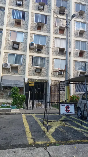 Foto 1 de Apartamento com 2 Quartos à venda, 50m² em Cordovil, Rio de Janeiro