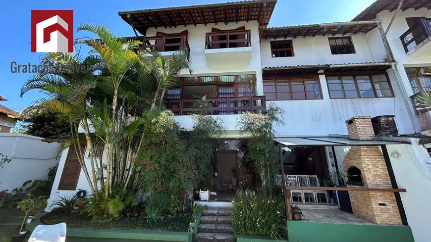 Foto 1 de Casa de Condomínio com 4 Quartos à venda, 210m² em Centro, Petrópolis