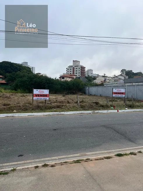 Foto 1 de Lote/Terreno à venda, 720m² em Glória, Macaé