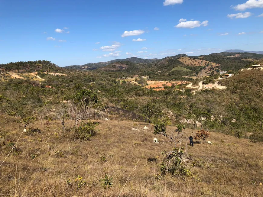 Foto 1 de Fazenda/Sítio à venda, 70000m² em Centro, Taquaraçu de Minas