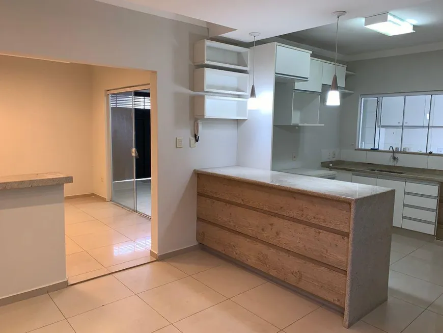 Foto 1 de Casa com 3 Quartos à venda, 200m² em Vila Sao Francisco, Bauru