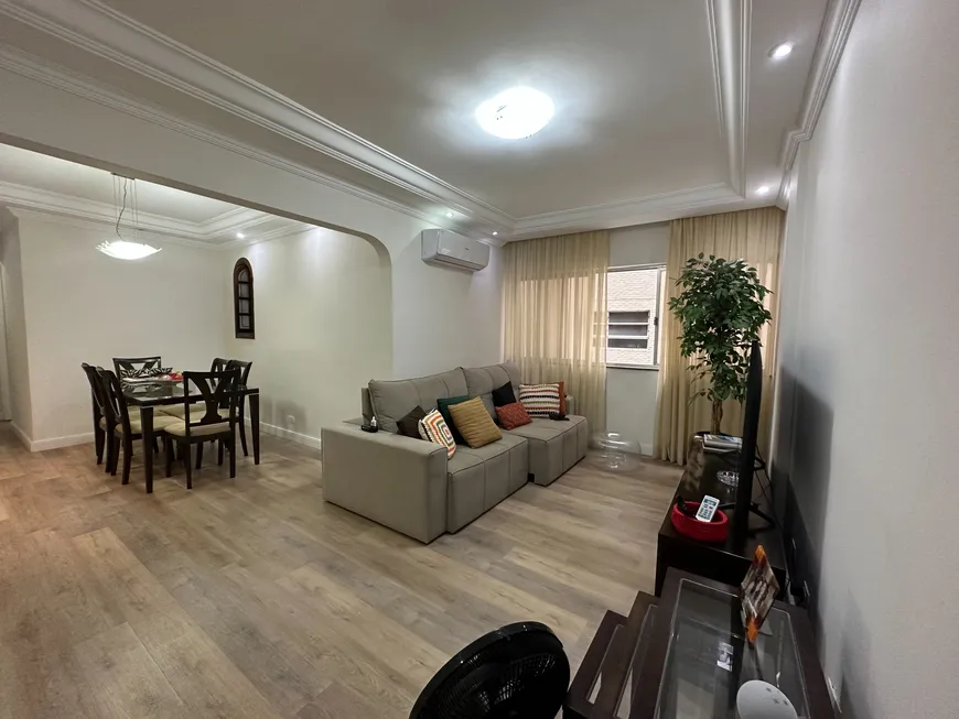 Foto 1 de Apartamento com 3 Quartos à venda, 145m² em Embaré, Santos