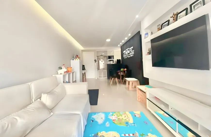 Foto 1 de Apartamento com 3 Quartos à venda, 94m² em Barra da Tijuca, Rio de Janeiro