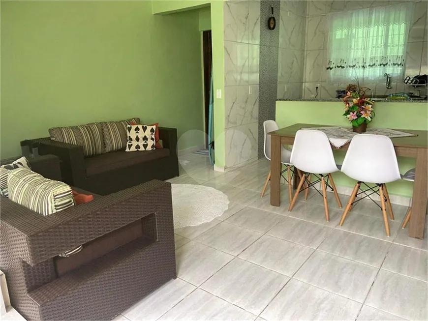 Foto 1 de Casa de Condomínio com 2 Quartos à venda, 72m² em Oceanopolis, Mongaguá
