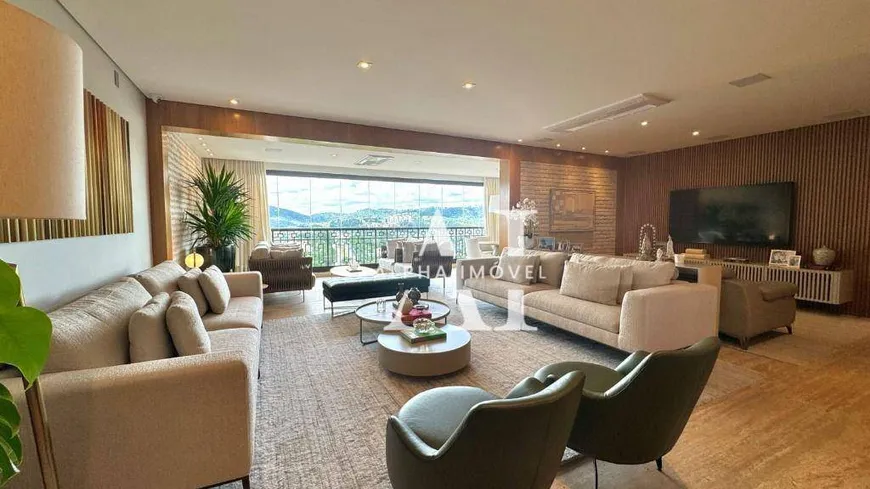Foto 1 de Apartamento com 3 Quartos à venda, 285m² em Alphaville Empresarial, Barueri
