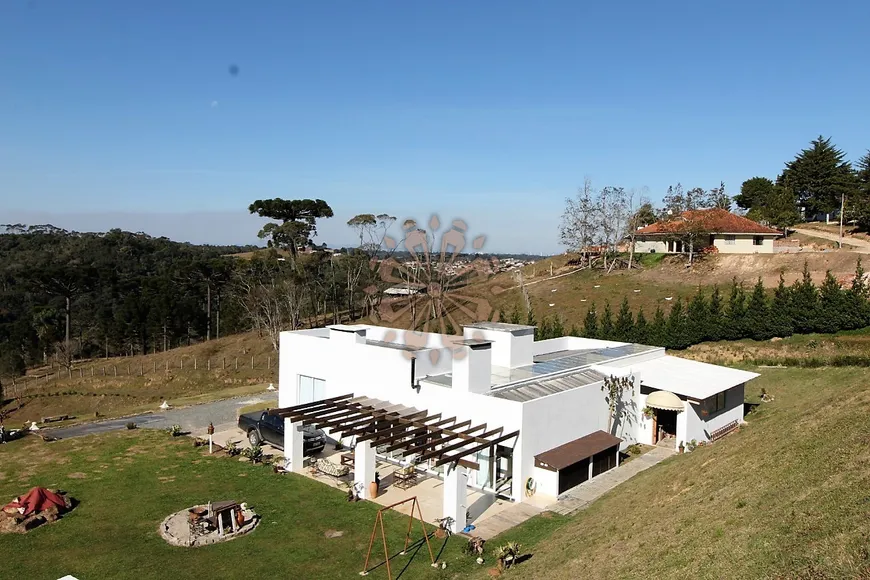 Foto 1 de Fazenda/Sítio com 3 Quartos à venda, 300m² em Samambaia, Campo Magro