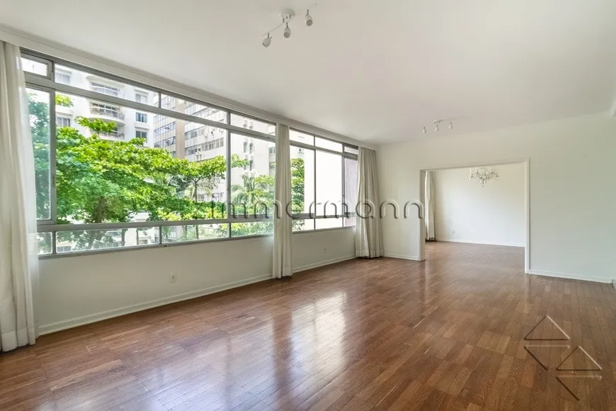 Foto 1 de Apartamento com 4 Quartos à venda, 218m² em Higienópolis, São Paulo