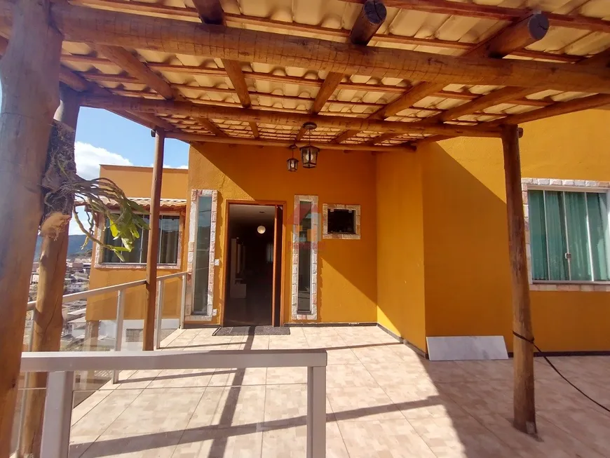 Foto 1 de Casa com 3 Quartos à venda, 324m² em Oswaldo Barbosa Pena, Nova Lima