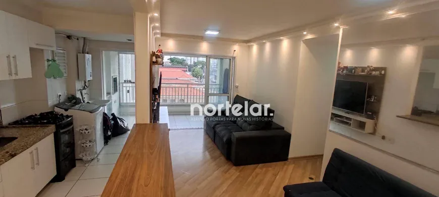 Foto 1 de Apartamento com 3 Quartos à venda, 77m² em Parque São Domingos, São Paulo