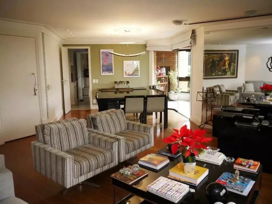 Foto 1 de Apartamento com 4 Quartos à venda, 178m² em Sumarezinho, São Paulo