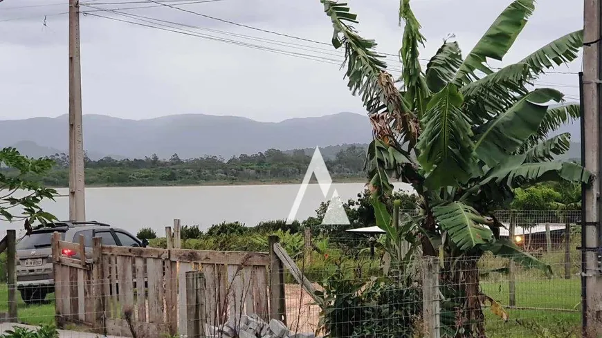 Foto 1 de Lote/Terreno à venda, 431m² em Ibiraquera, Imbituba