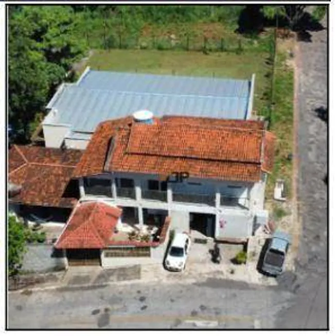 Foto 1 de Casa com 3 Quartos à venda, 220m² em , Crixás