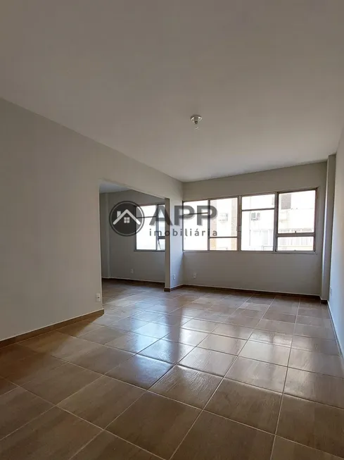 Foto 1 de Apartamento com 3 Quartos à venda, 80m² em Leblon, Rio de Janeiro