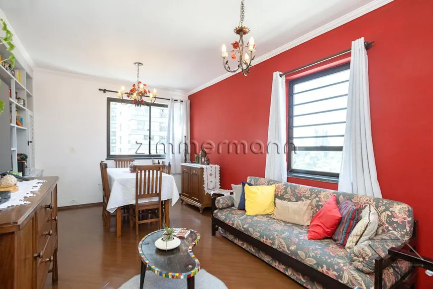 Foto 1 de Apartamento com 2 Quartos à venda, 80m² em Vila Madalena, São Paulo