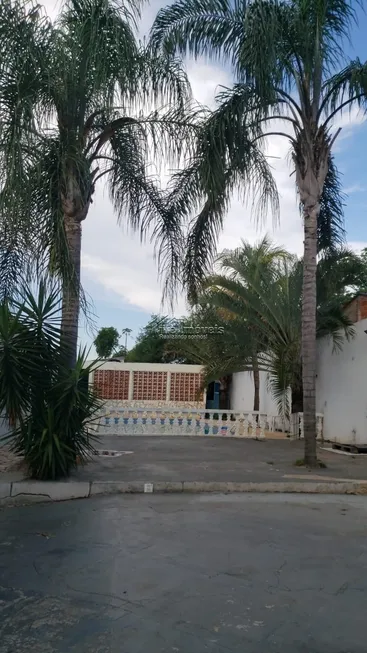 Foto 1 de Fazenda/Sítio com 5 Quartos à venda, 600m² em Chácaras Assay, Hortolândia