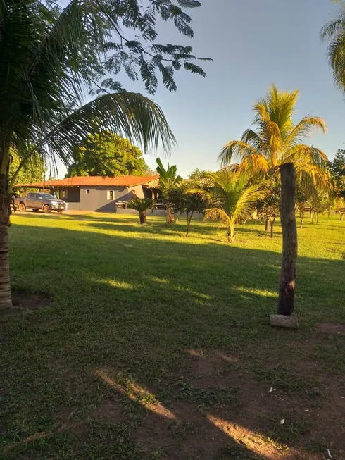 Foto 1 de Fazenda/Sítio com 3 Quartos à venda, 21m² em Distrito Industrial, Cuiabá