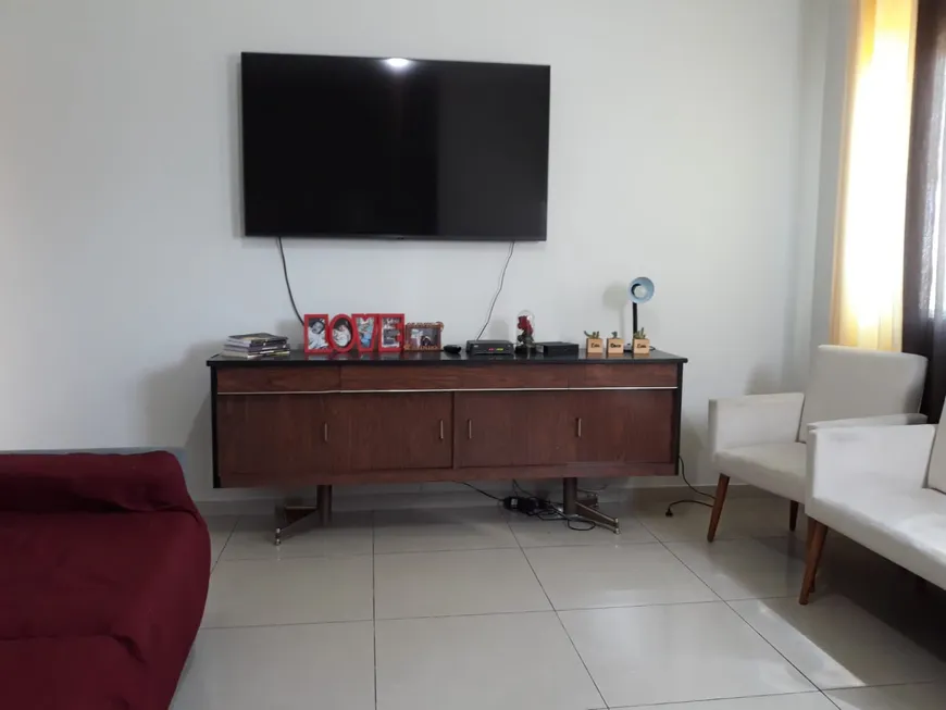 Foto 1 de Casa com 2 Quartos à venda, 85m² em Jardim Utinga, Santo André