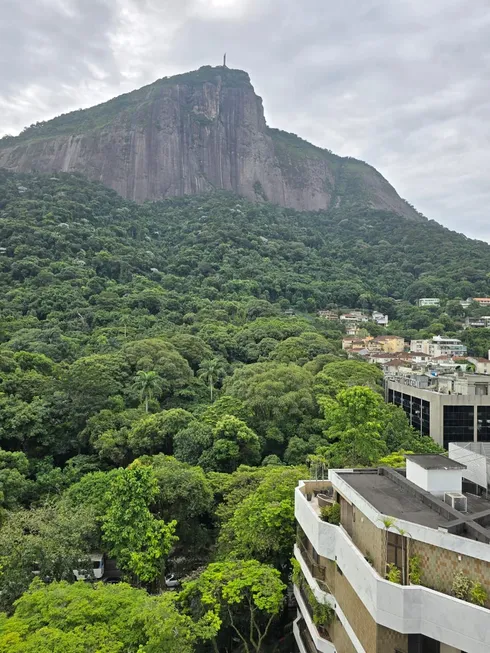 Foto 1 de Apartamento com 3 Quartos à venda, 173m² em Lagoa, Rio de Janeiro