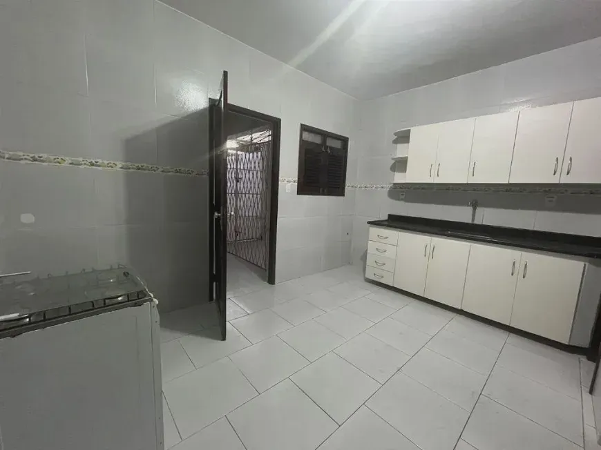 Foto 1 de Casa com 2 Quartos à venda, 70m² em Daniel Lisboa, Salvador