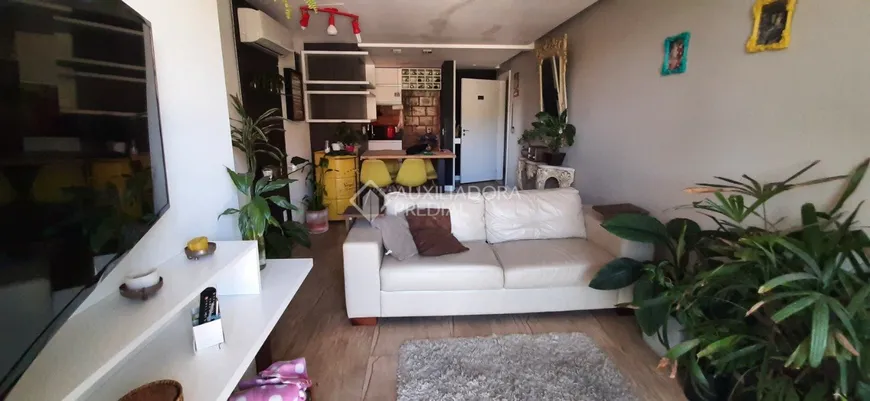 Foto 1 de Apartamento com 3 Quartos à venda, 76m² em Alto Petrópolis, Porto Alegre