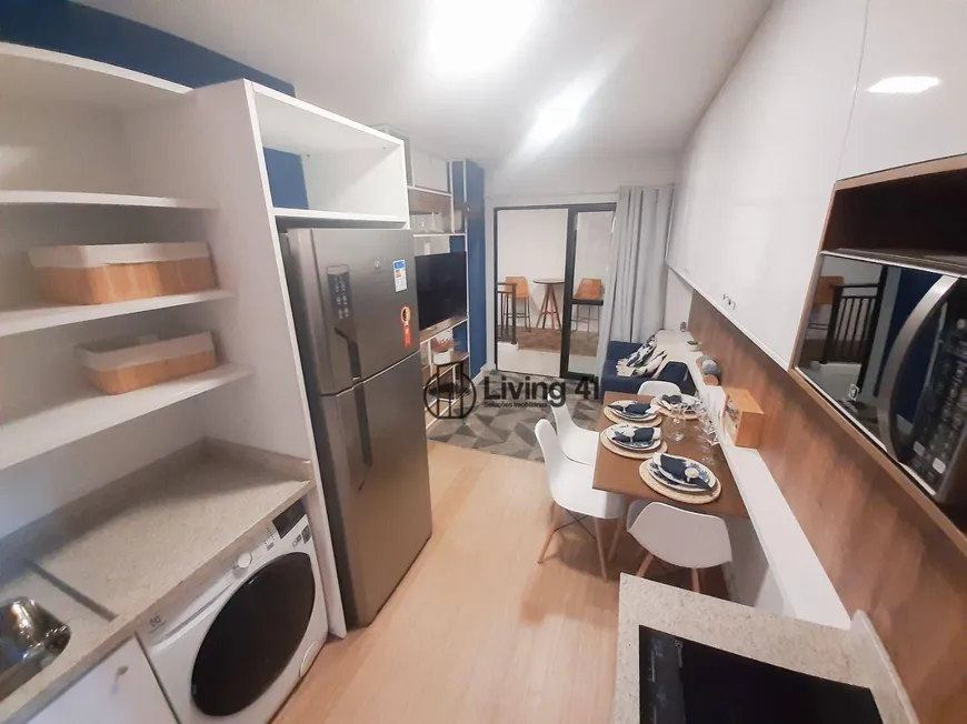 Foto 1 de Apartamento com 1 Quarto à venda, 26m² em Água Verde, Curitiba