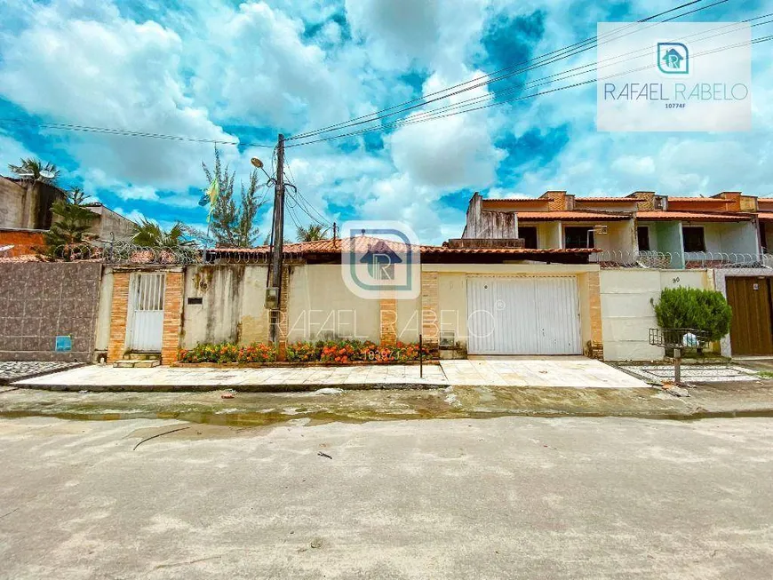 Foto 1 de Casa com 4 Quartos à venda, 205m² em Messejana, Fortaleza