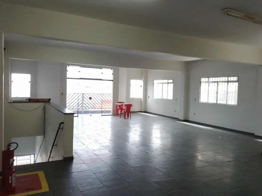 Foto 1 de Sala Comercial para alugar, 187m² em Vila Santa Edwiges, São Paulo