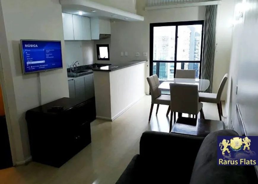 Foto 1 de Flat com 1 Quarto para alugar, 52m² em Moema, São Paulo