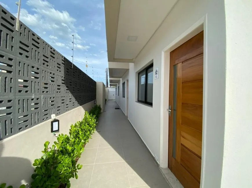 Foto 1 de Casa de Condomínio com 2 Quartos à venda, 71m² em Vera Cruz, Mongaguá