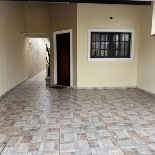 Foto 1 de Casa com 3 Quartos à venda, 120m² em Cabanagem, Belém